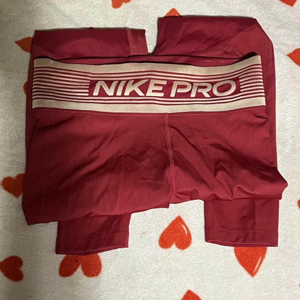 Nike Pro Red Leggings